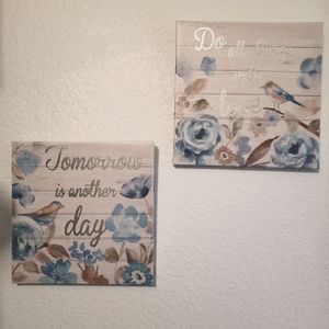 Set of 2 inspirational bird wall hangings